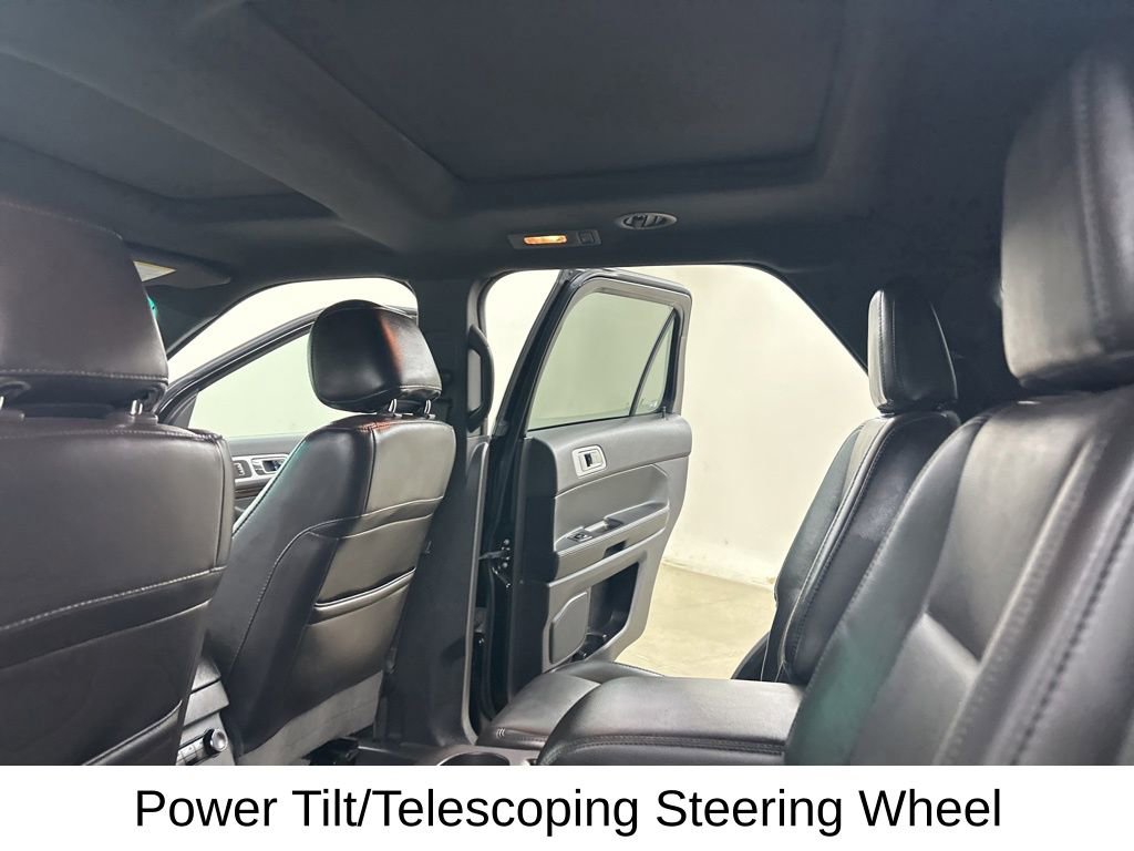 Used 2014 Ford Explorer Limited w/ Equipment Group 302A AWD/4WD image 32