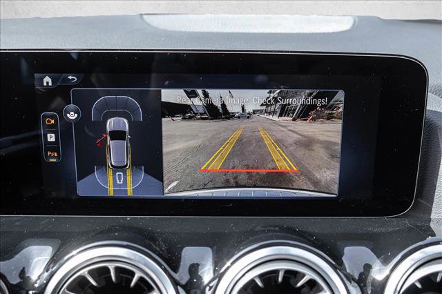 New 2026 Mercedes-Benz GLA 35 AMG 4MATIC image 17