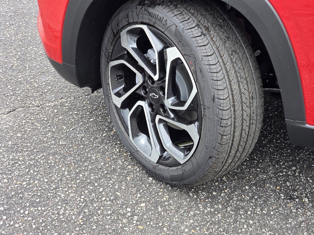 New 2026 Chevrolet Trax RS w/ Sunroof Package image 22