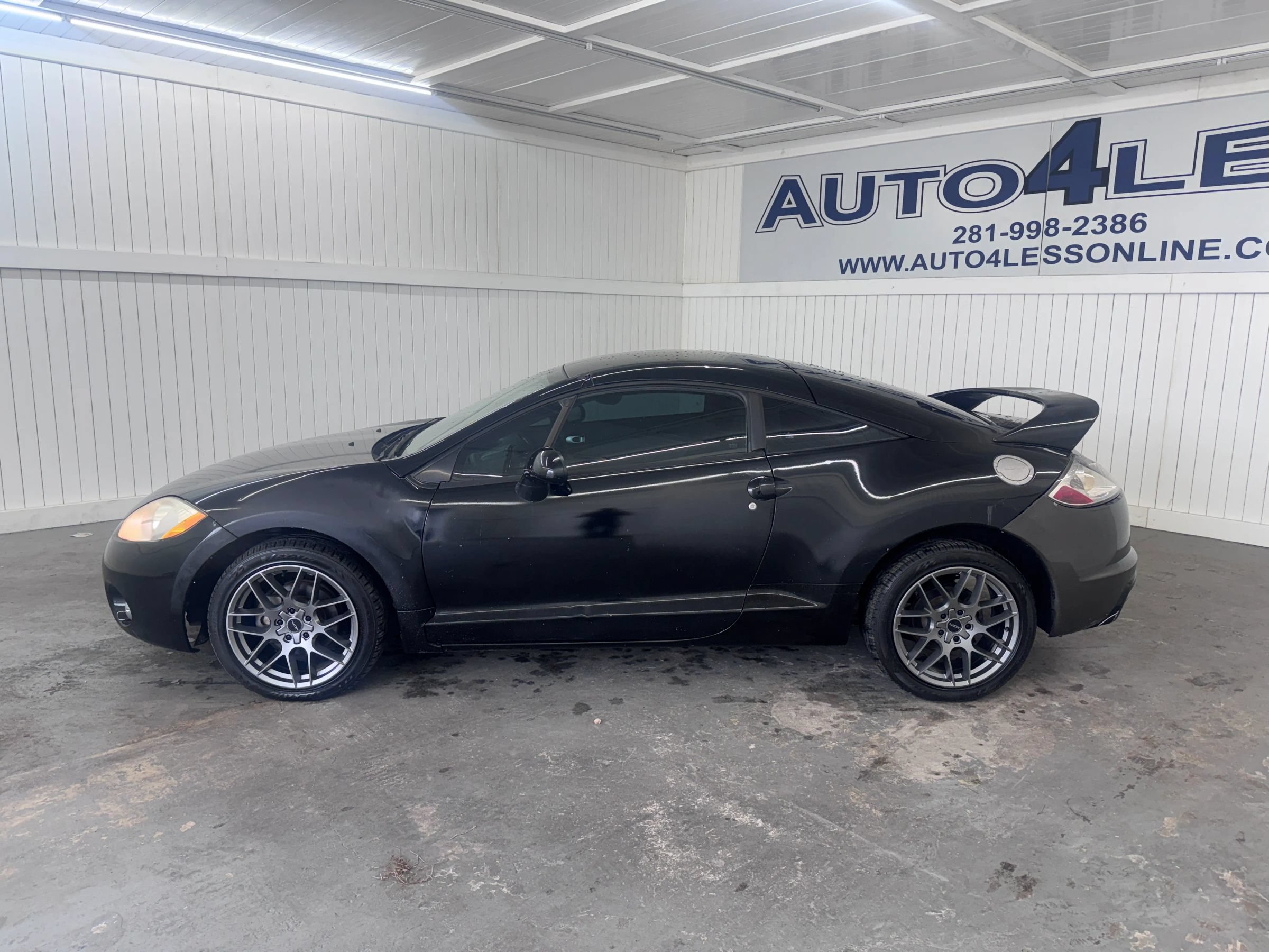 Used 2009 Mitsubishi Eclipse GS FWD image 8