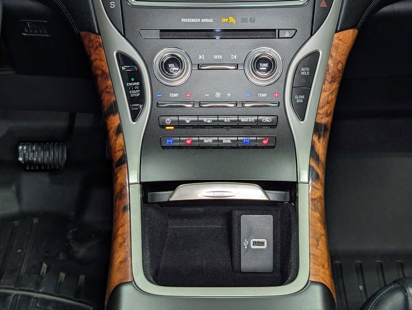 Used 2017 Lincoln MKX Reserve image 20