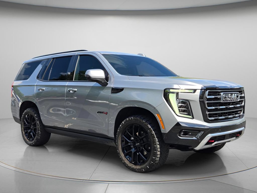 Used 2025 GMC Yukon AT4 w/ AT4 Premium Package AWD/4WD image 9