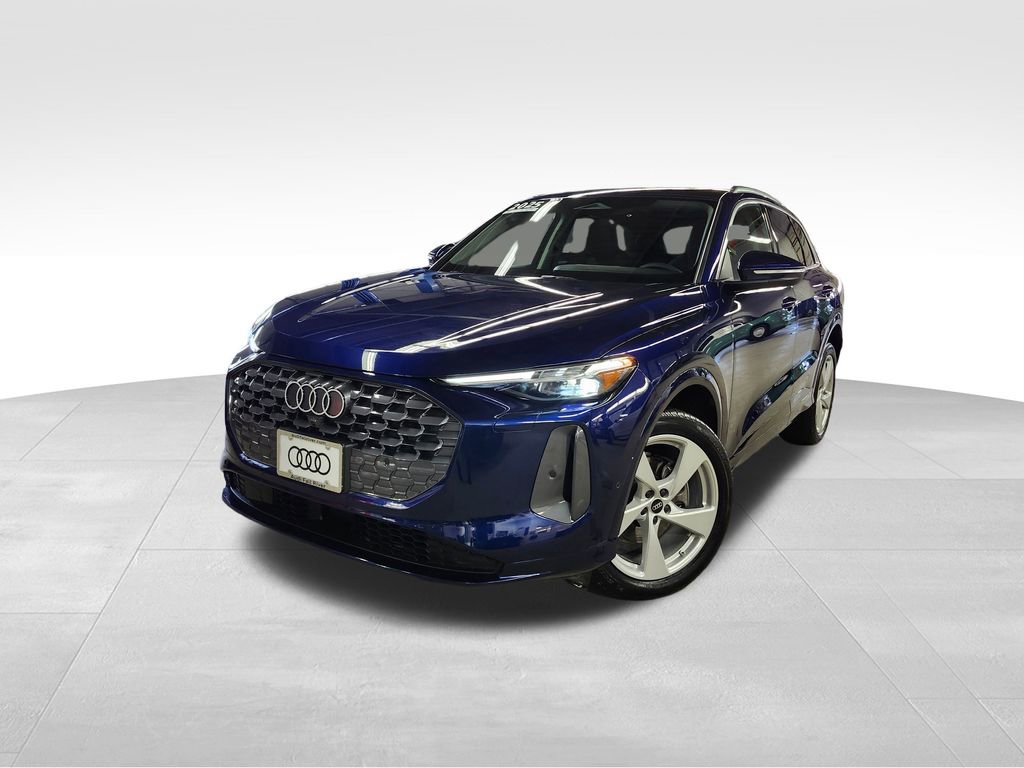 Used 2025 Audi Q5 Premium Plus w/ Premium Plus image 3