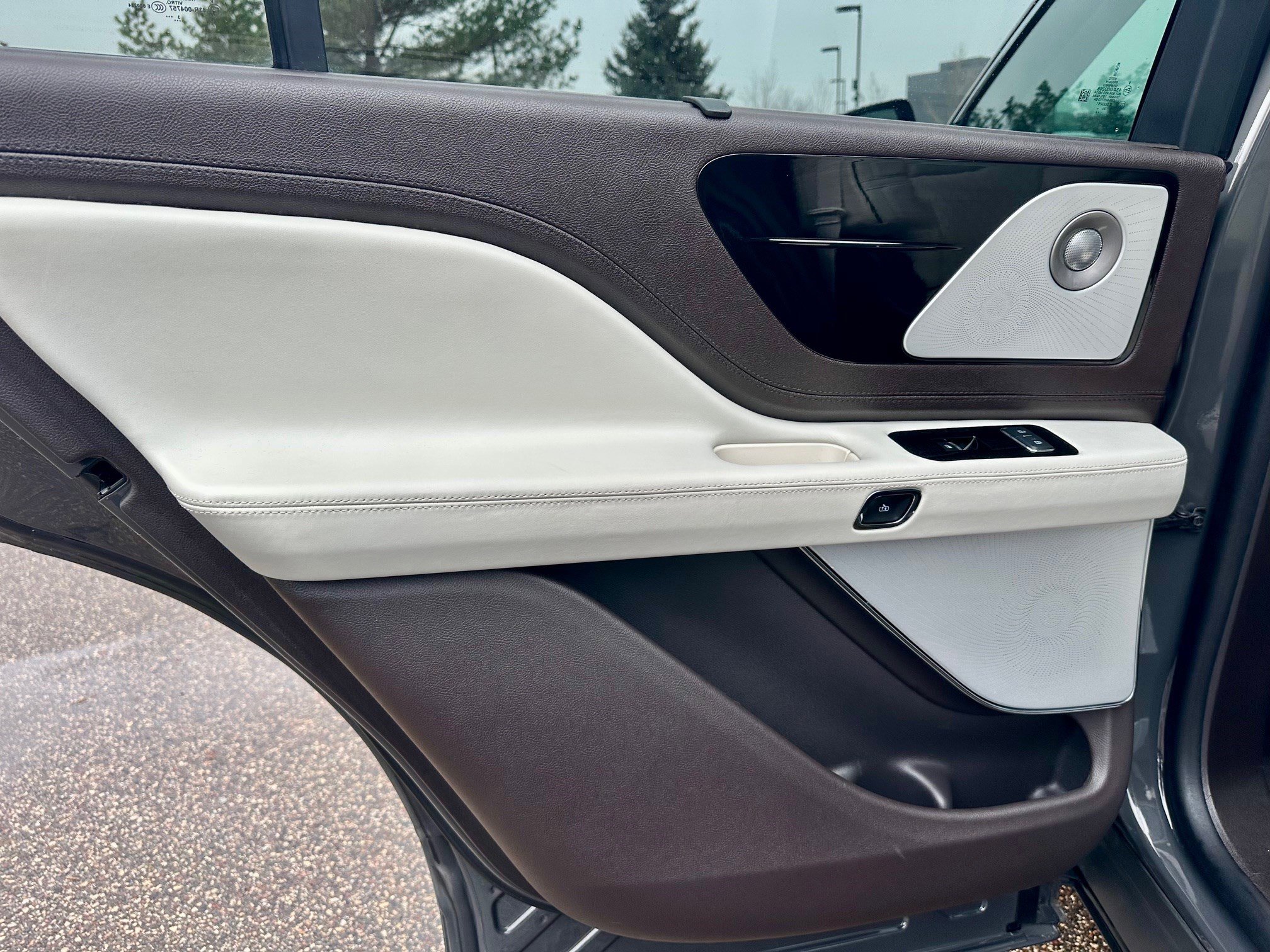 Used 2024 Lincoln Aviator Black Label w/ Dynamic Handling Package image 22