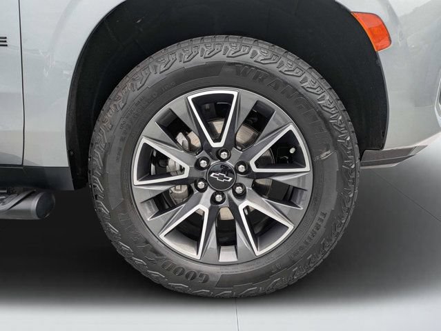 Used 2023 Chevrolet Tahoe Z71 AWD/4WD image 10