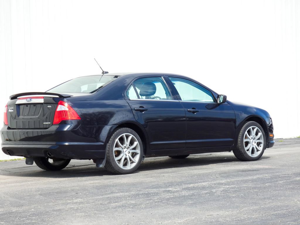 Used 2011 Ford Fusion SEL w/ Monochrome Appearance Pkg FWD image 3