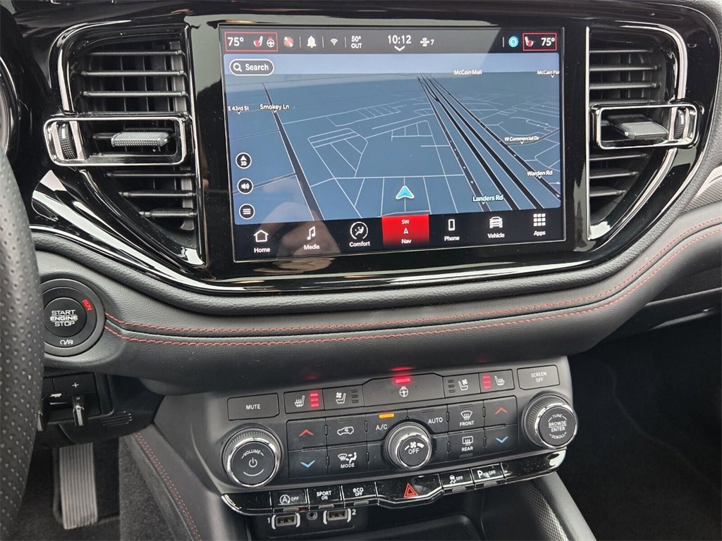 Used 2024 Dodge Durango GT image 17