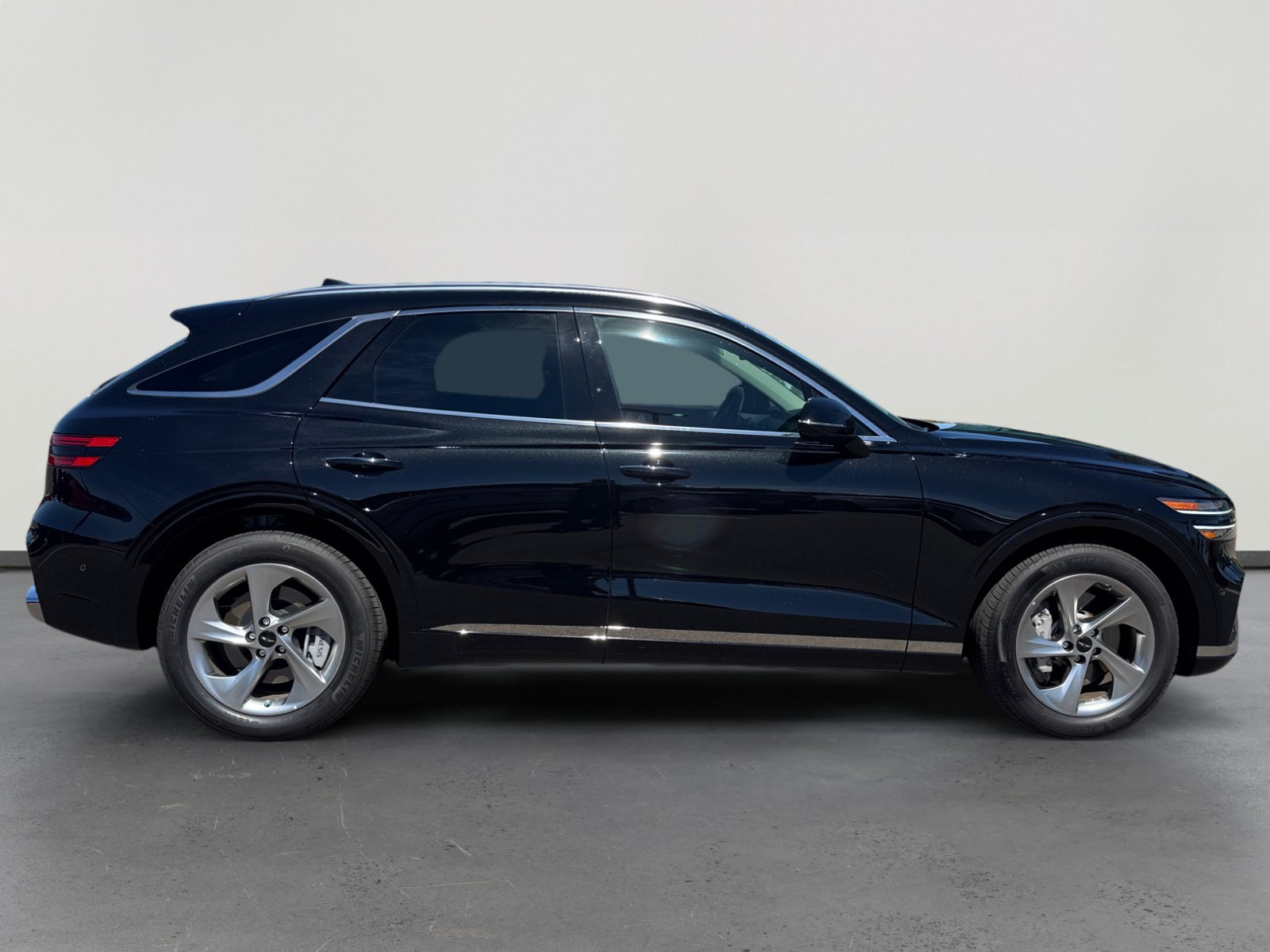 Used 2026 Genesis GV70 2.5T Advanced AWD/4WD image 6