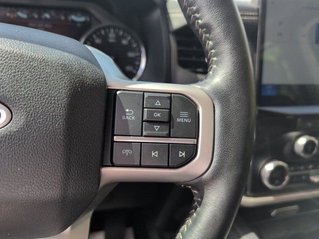 Used 2024 Ford Expedition Max XLT image 22