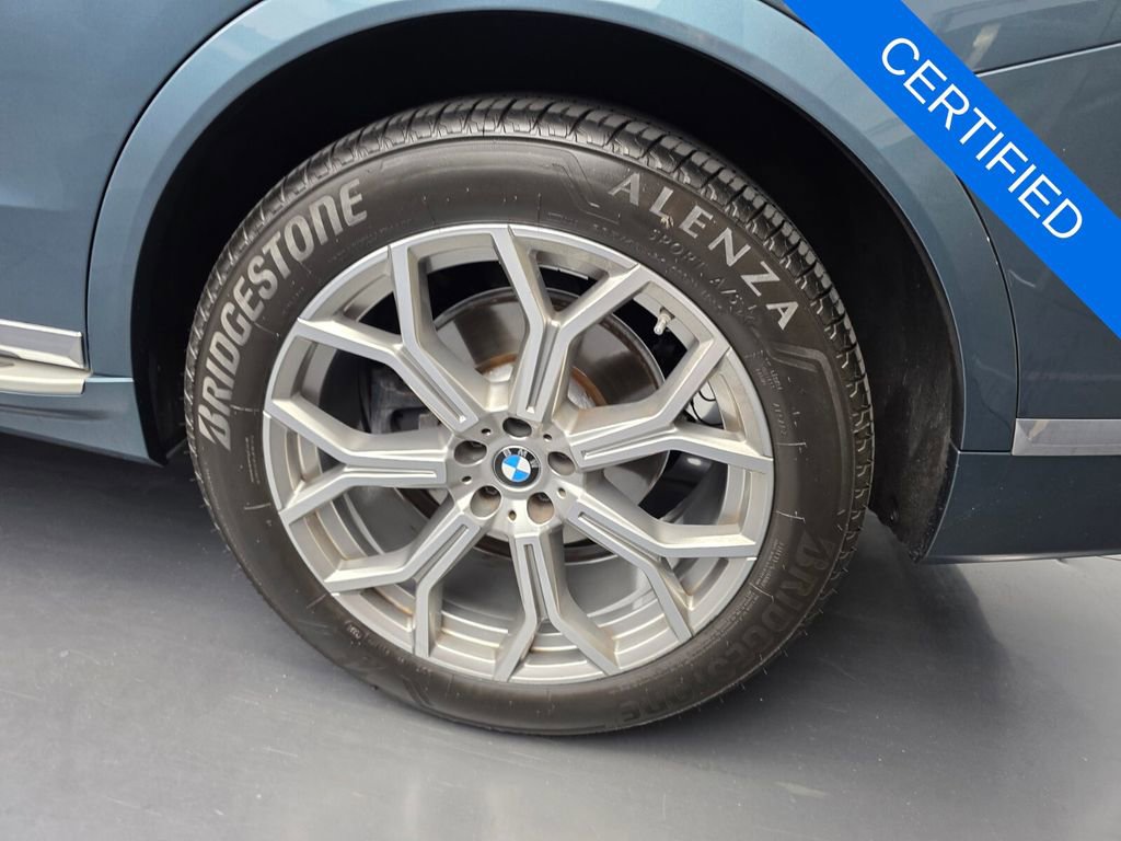 Certified 2024 BMW X7 xDrive40i image 19