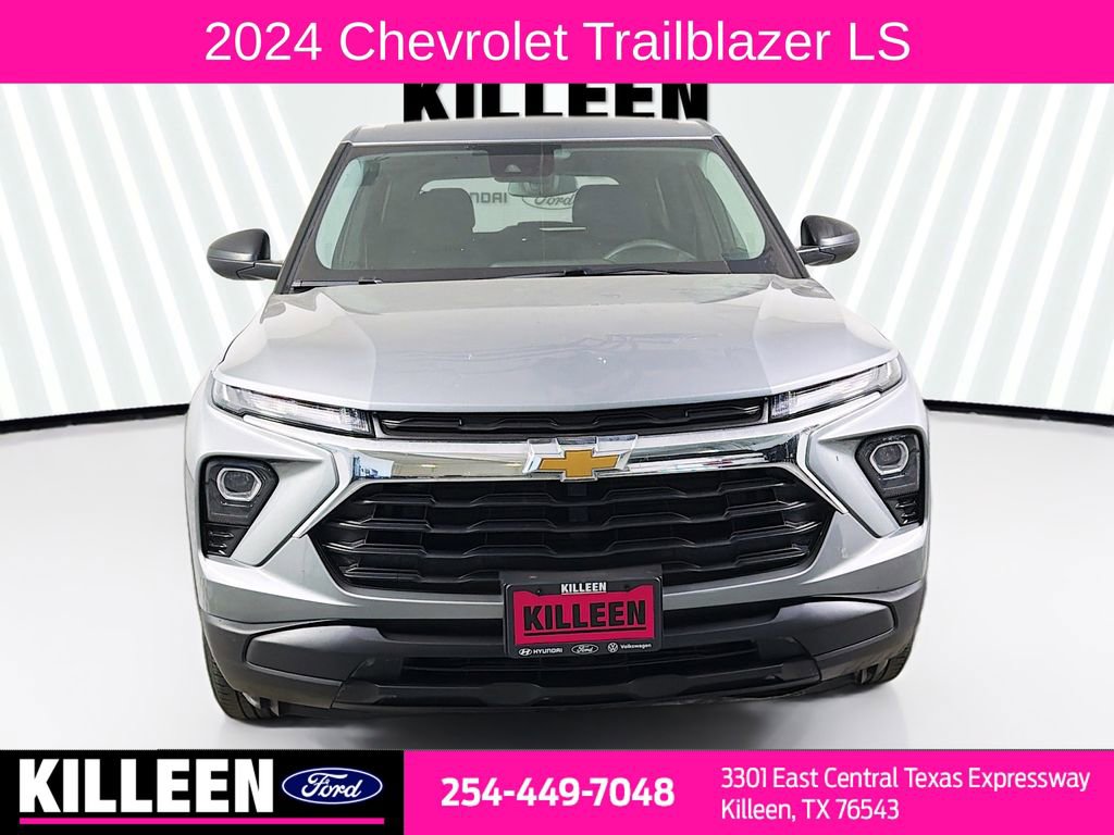 Used 2024 Chevrolet TrailBlazer LS w/ LS Convenience Package image 2