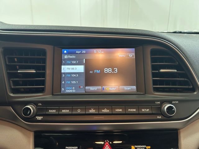 Used 2019 Hyundai Elantra SEL FWD image 31