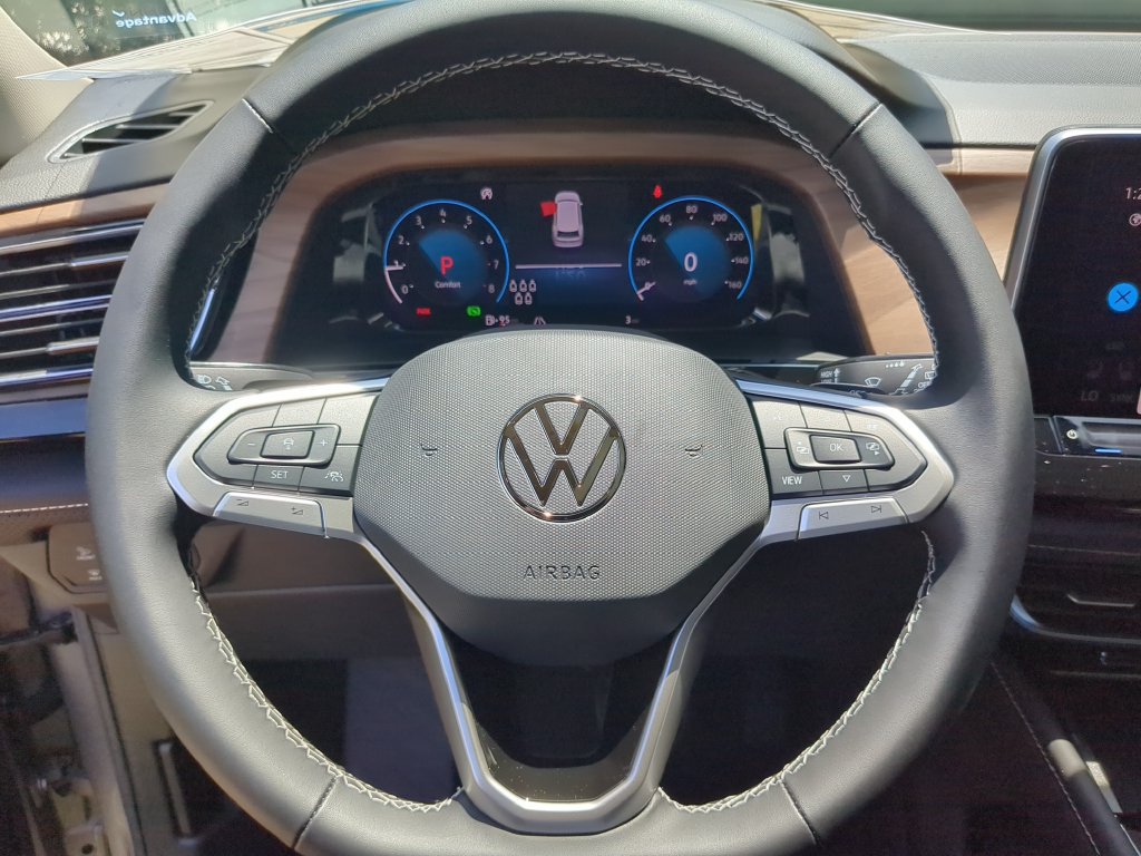New 2026 Volkswagen Atlas SE FWD image 31