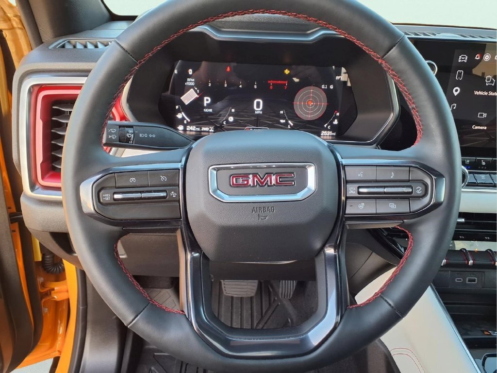Used 2026 GMC Canyon AT4X AWD/4WD image 24