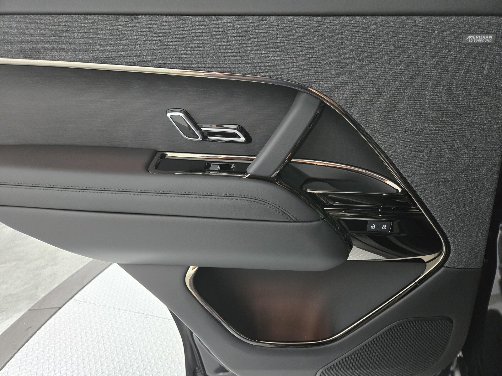 New 2025 Land Rover Range Rover Sport Autobiography image 19