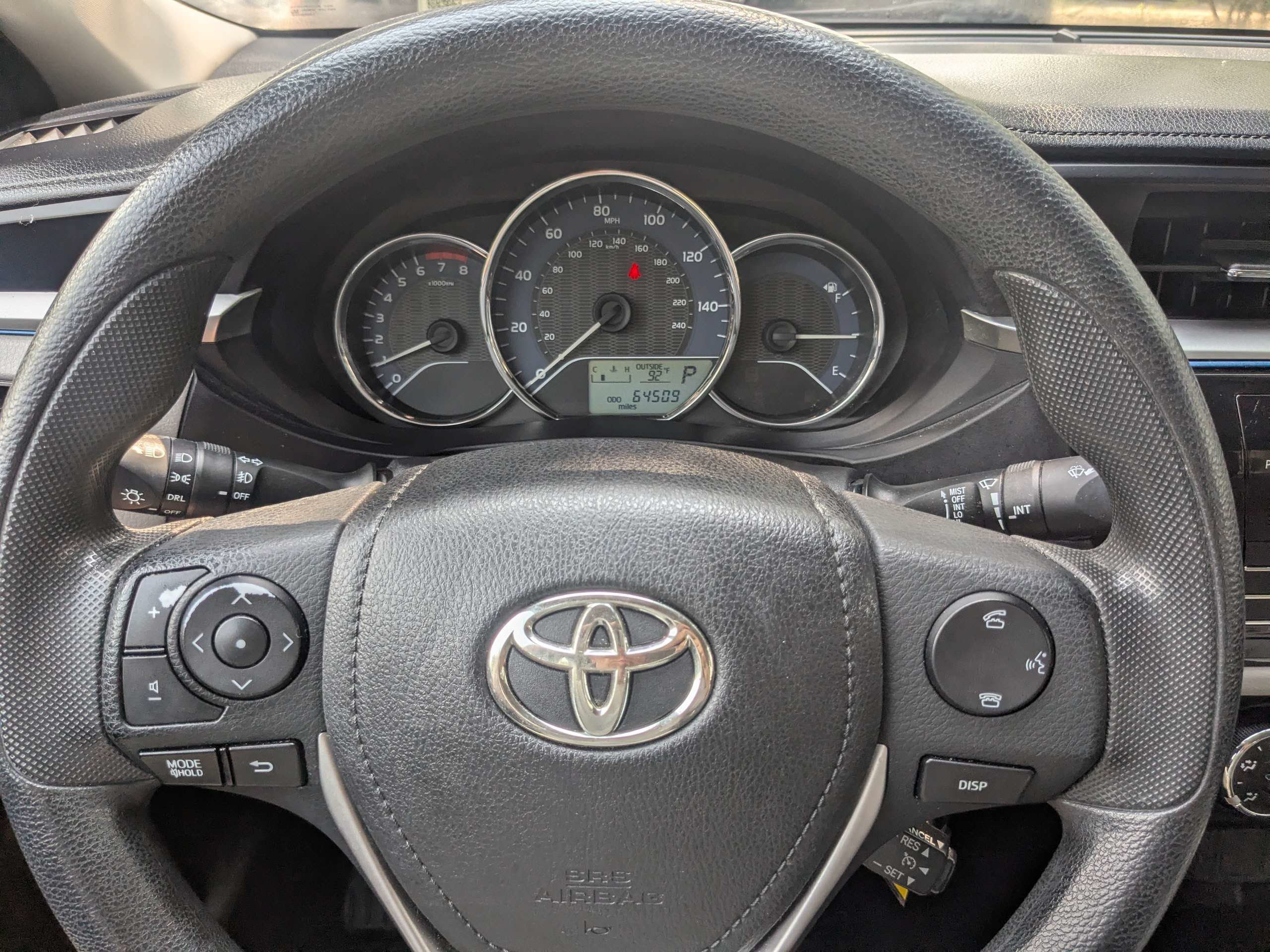 Used 2015 Toyota Corolla LE FWD image 28