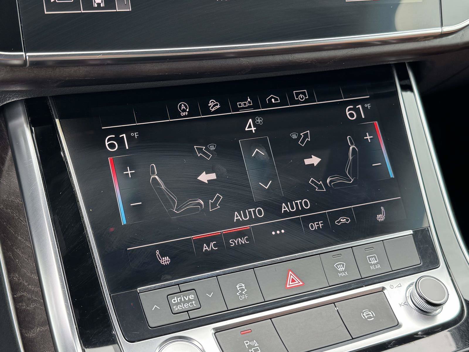 Used 2020 Audi Q7 3.0T Premium Plus AWD/4WD image 5
