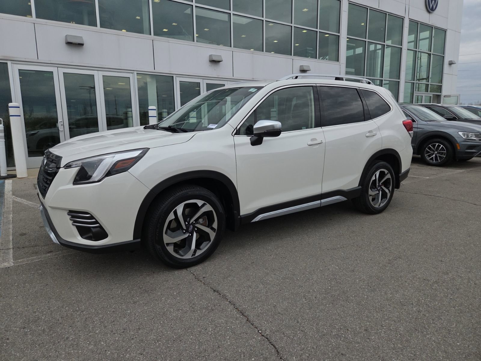 Used 2023 Subaru Forester Touring AWD/4WD image 13
