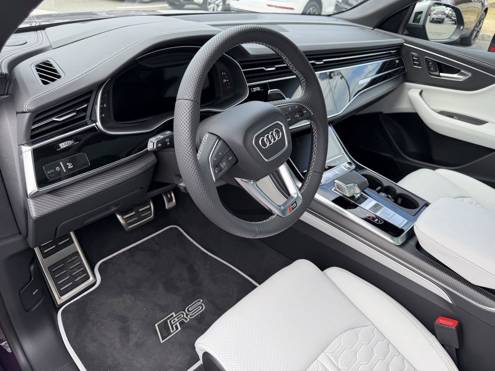 New 2026 Audi RS Q8 performance image 13