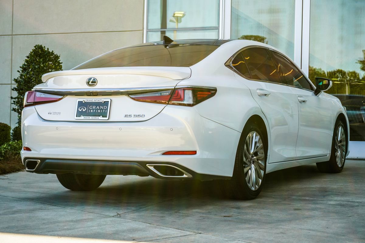 Used 2021 Lexus ES 350 Ultra Luxury w/ Accessory Package image 12