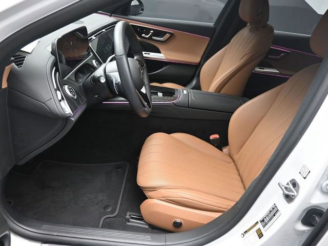 Used 2025 Mercedes-Benz E 350 Sedan image 18