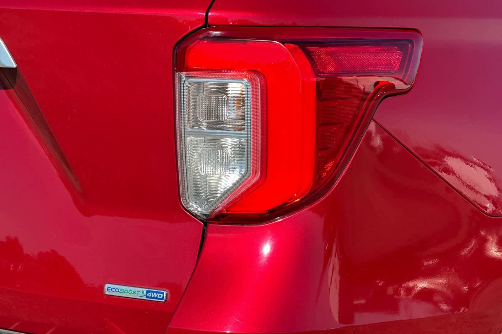 Used 2020 Ford Explorer Platinum AWD/4WD image 33