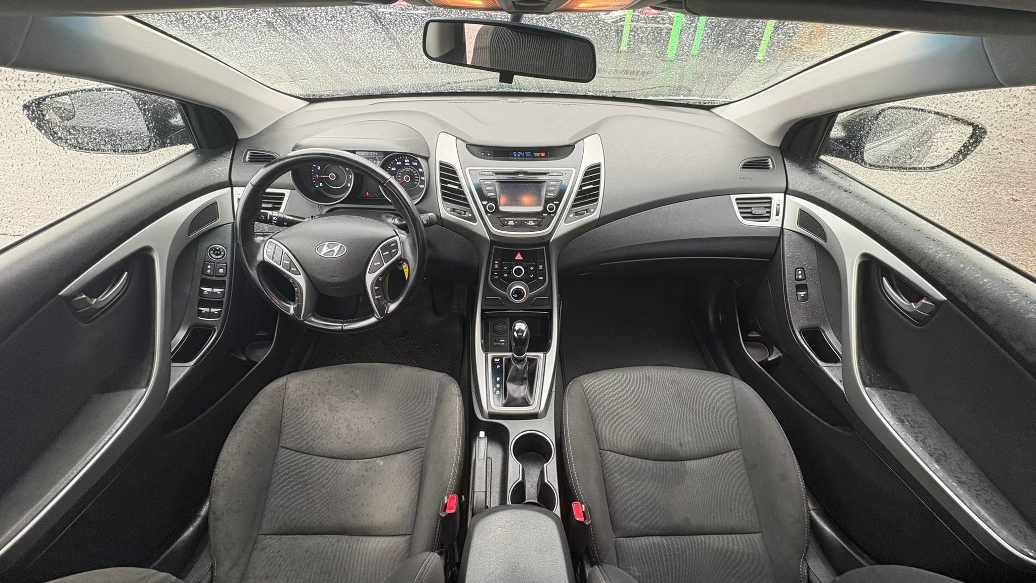 Used 2015 Hyundai Elantra SE w/ Option Group 03 FWD image 22