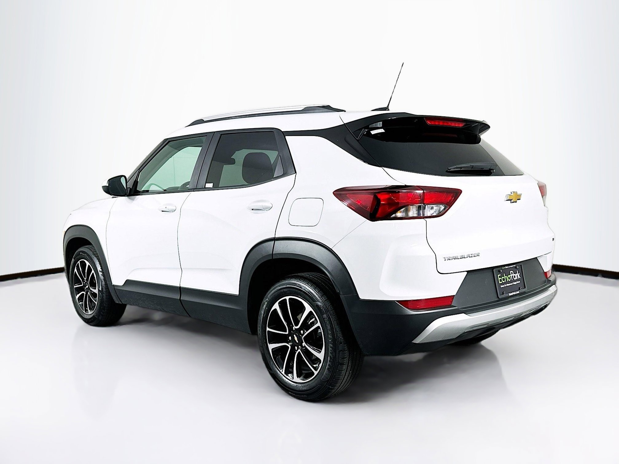 Used 2025 Chevrolet TrailBlazer LT image 5