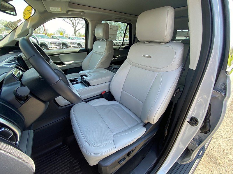 Certified 2025 Ford Expedition Platinum AWD/4WD image 22