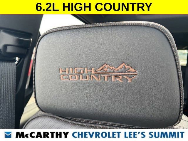 Used 2025 Chevrolet Tahoe High Country image 25