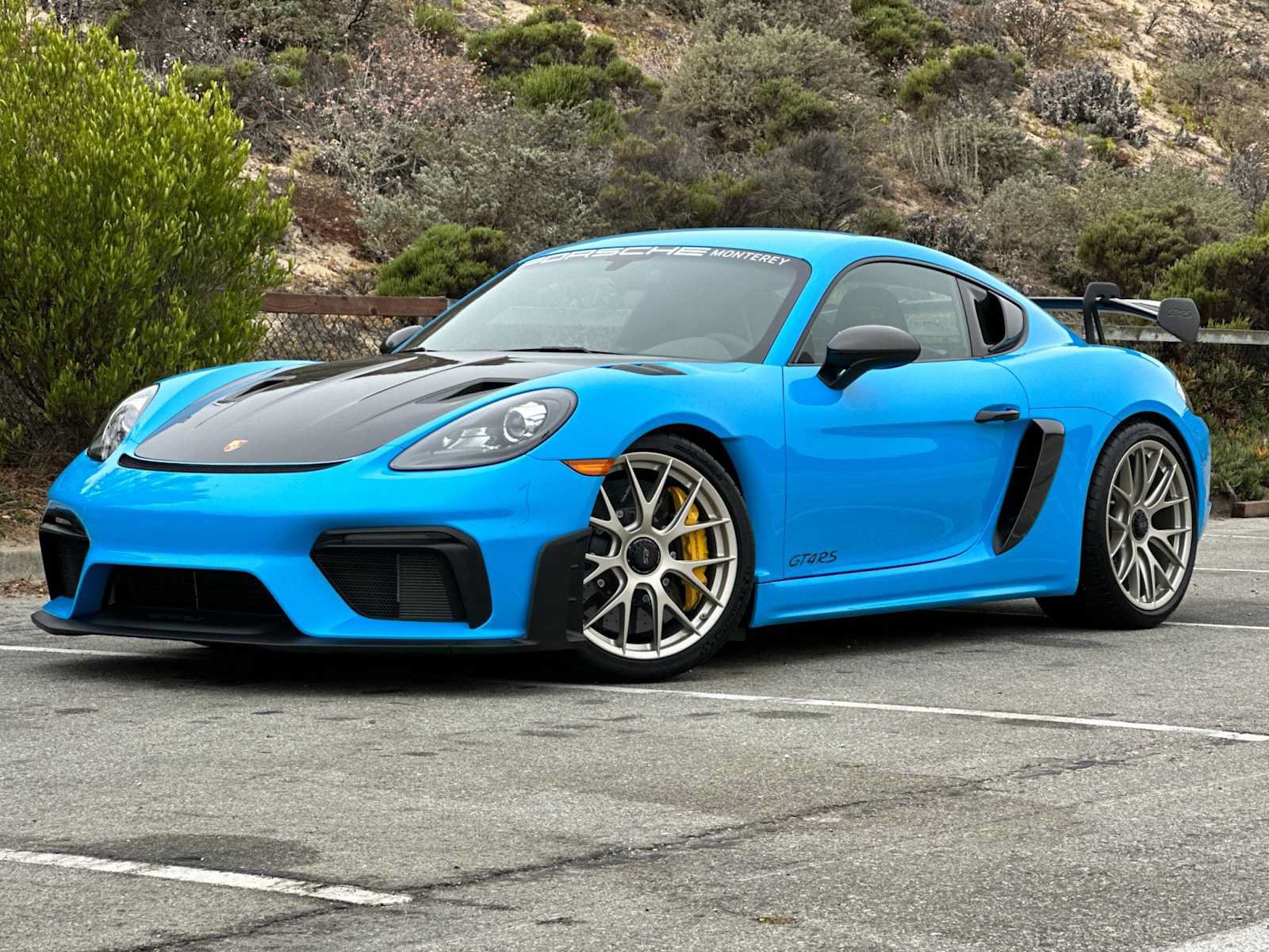 Certified 2023 Porsche 718 Cayman GT4 RS RWD image 1