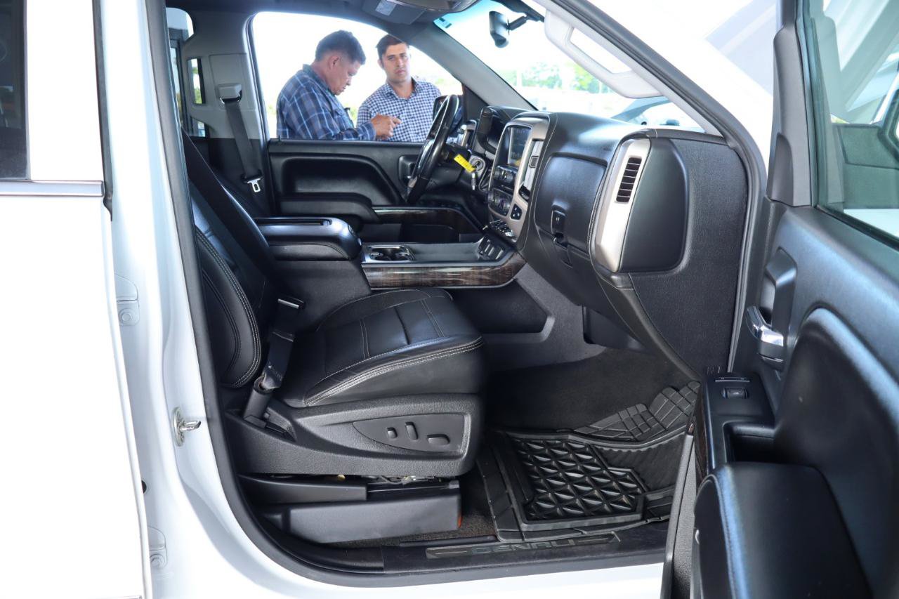 Used 2016 GMC Sierra 1500 Denali RWD image 32