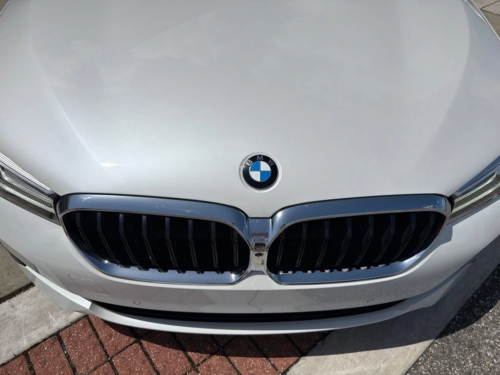 Used 2021 BMW 530i w/ Premium Package RWD image 13