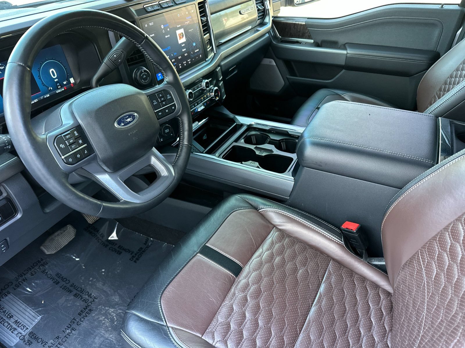 Used 2024 Ford F250 Lariat w/ Lariat Ultimate Package AWD/4WD image 9