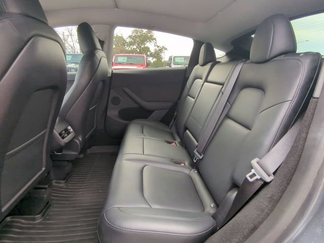 Used 2023 Tesla Model Y Long Range image 16
