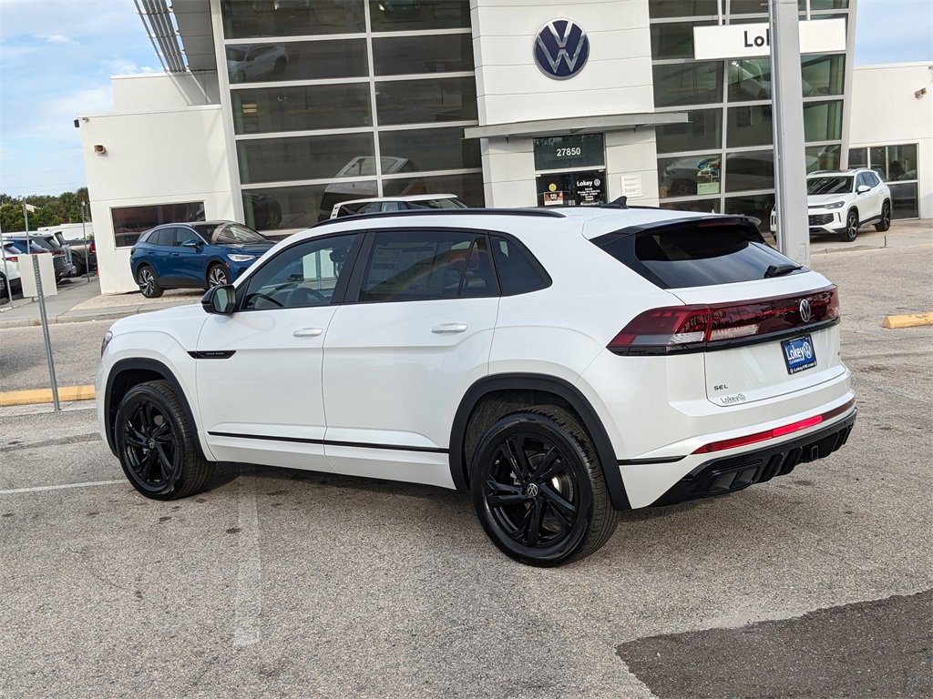 New 2026 Volkswagen Atlas Cross Sport SEL R-Line image 6