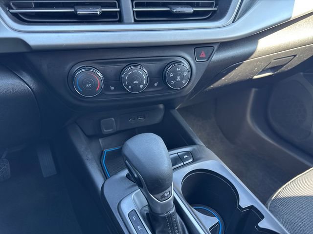 Used 2024 Chevrolet Trax LS w/ LS Convenience Package image 11