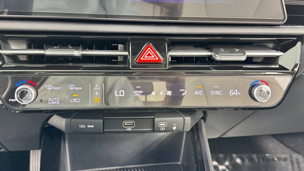 New 2026 Kia Niro EX FWD image 26