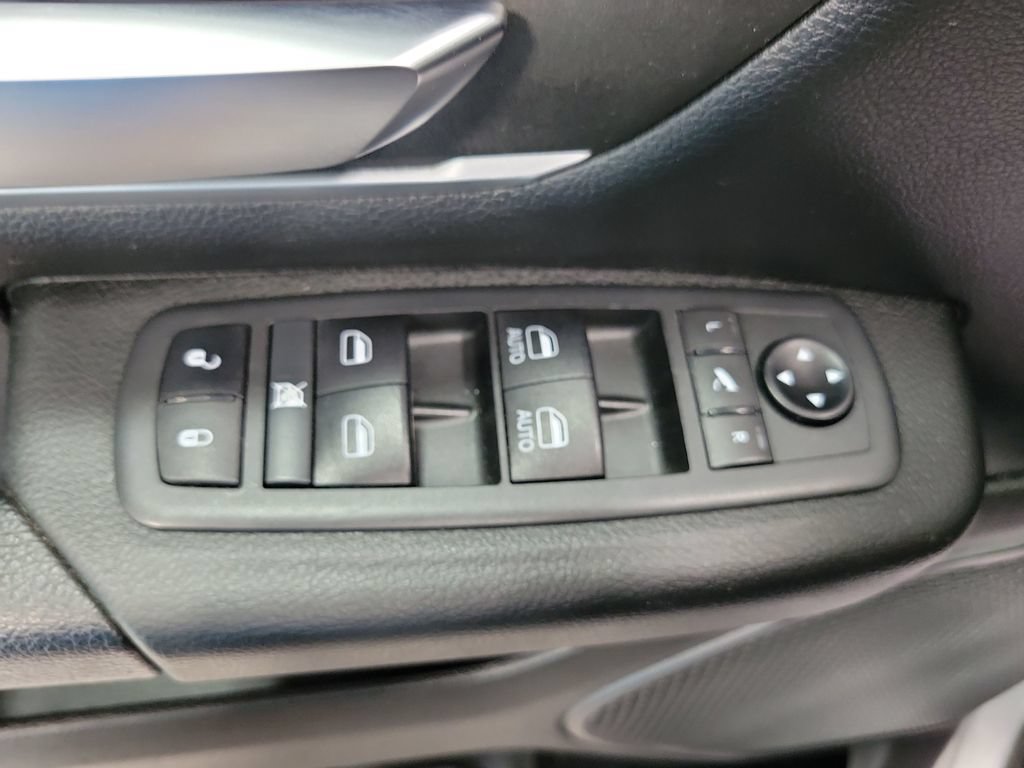 Used 2021 RAM 1500 Big Horn AWD/4WD image 30