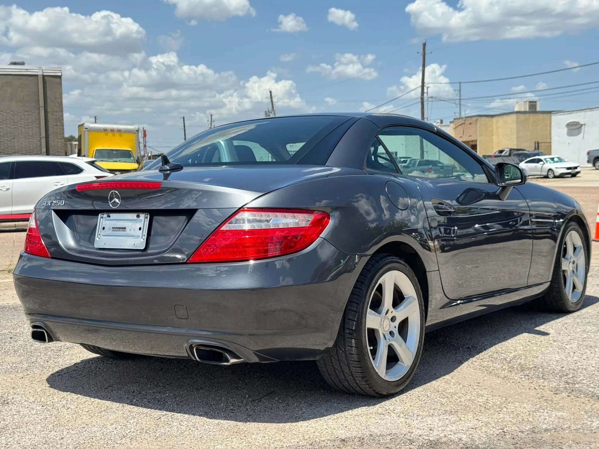 Used 2015 Mercedes-Benz SLK 250 image 14
