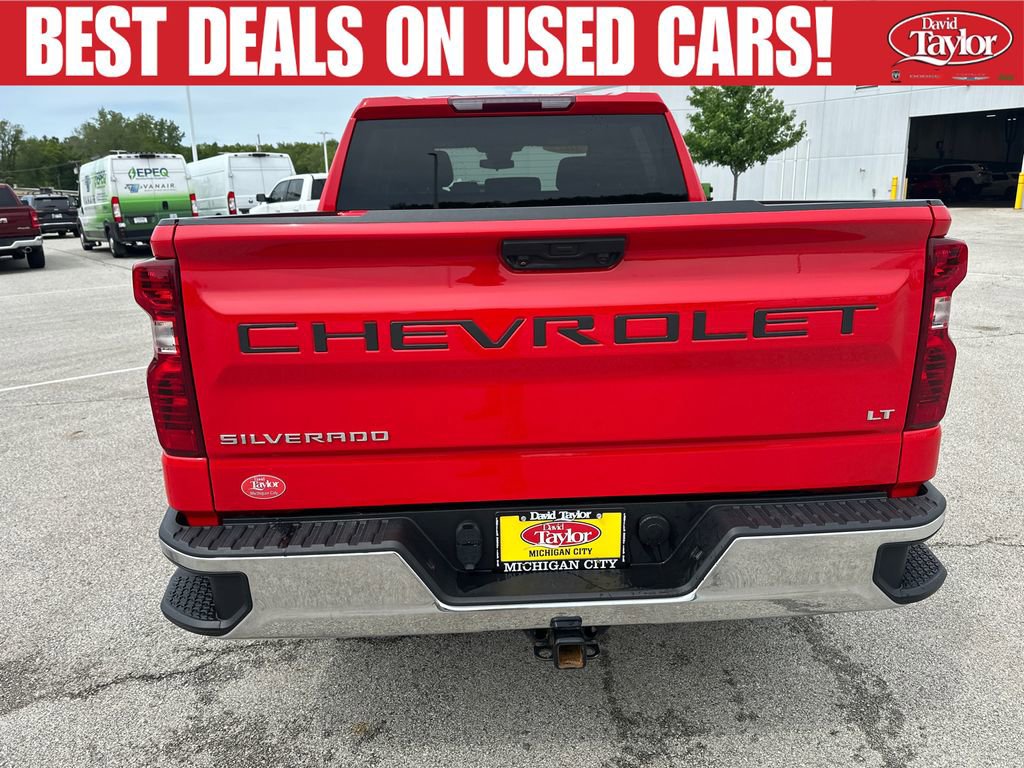 Used 2022 Chevrolet Silverado 1500 LT AWD/4WD image 4