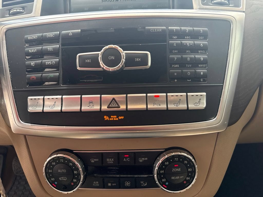 Used 2016 Mercedes-Benz GL 550 4MATIC image 12