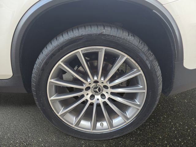 Used 2018 Mercedes-Benz GLC 300 4MATIC Coupe image 36