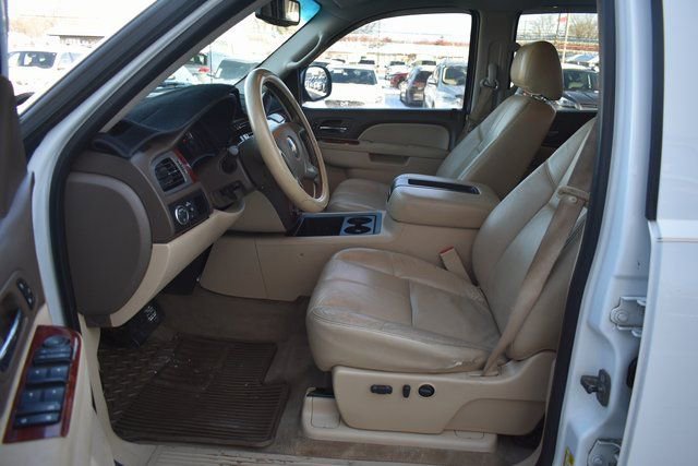 Used 2010 Chevrolet Silverado 1500 LTZ w/ Convenience Package image 13