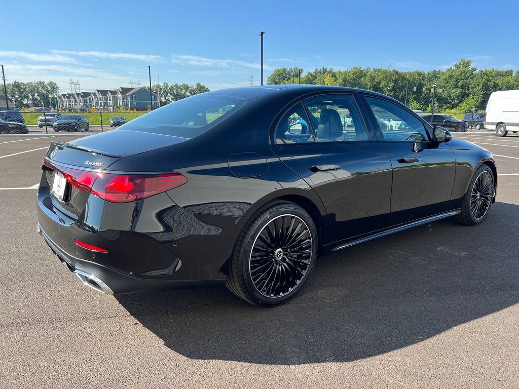 New 2027 Mercedes-Benz E 450 4MATIC Sedan image 8