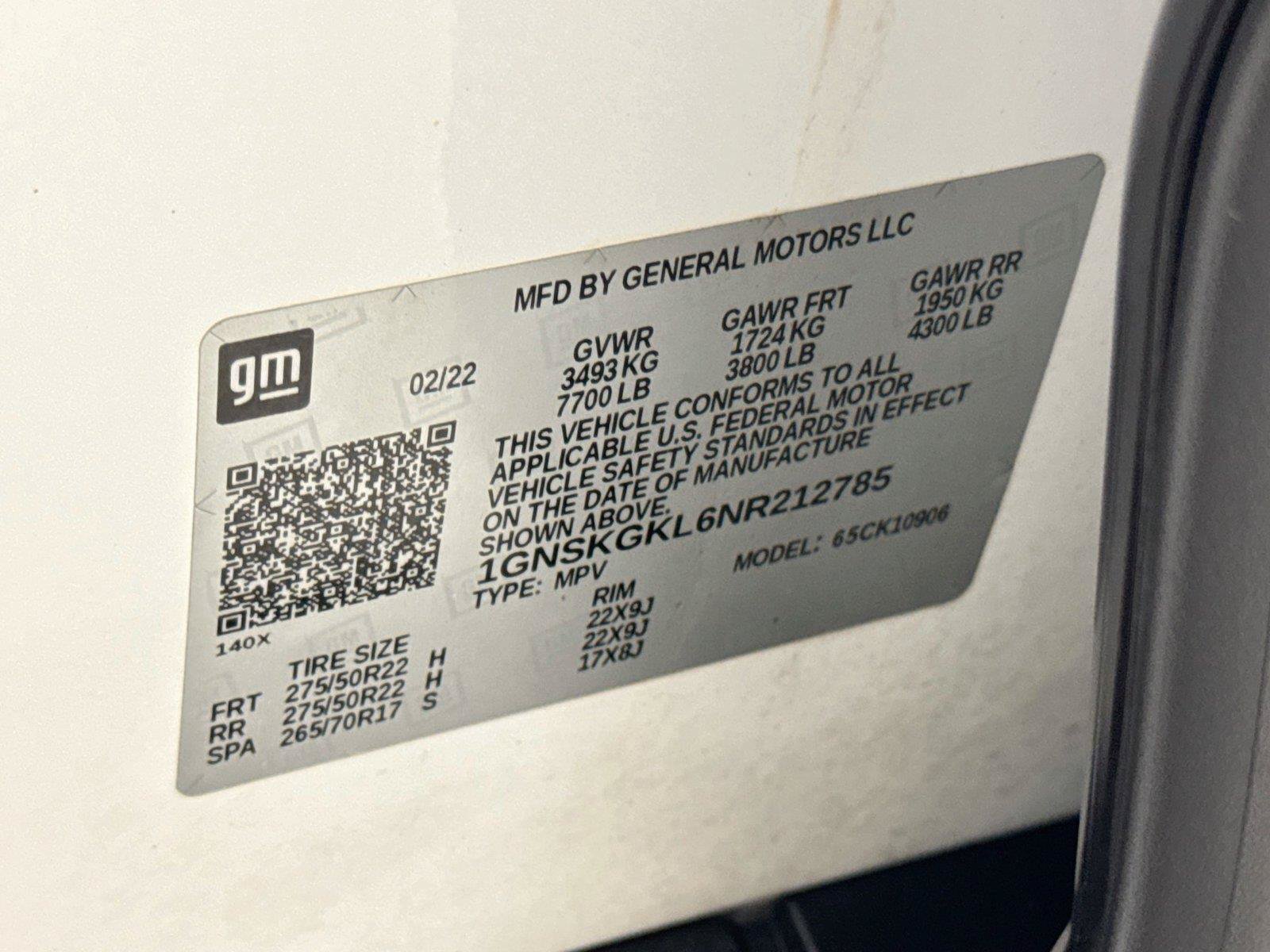 Used 2022 Chevrolet Suburban High Country w/ Premium Package 2 AWD/4WD image 33
