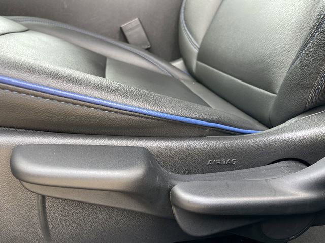 Used 2025 Buick Envista Sport Touring image 24