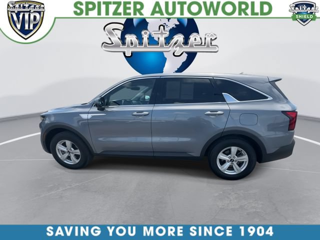 Certified 2023 Kia Sorento LX FWD image 6