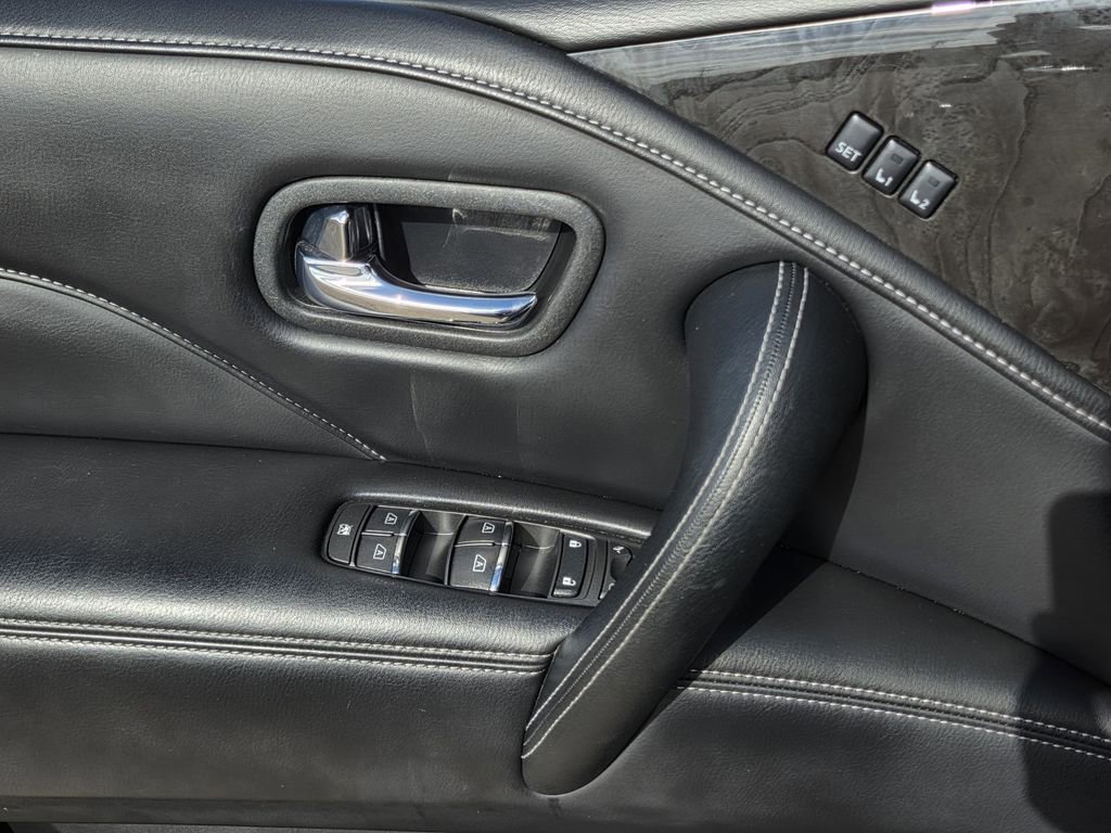 Used 2024 INFINITI QX80 Luxe image 17