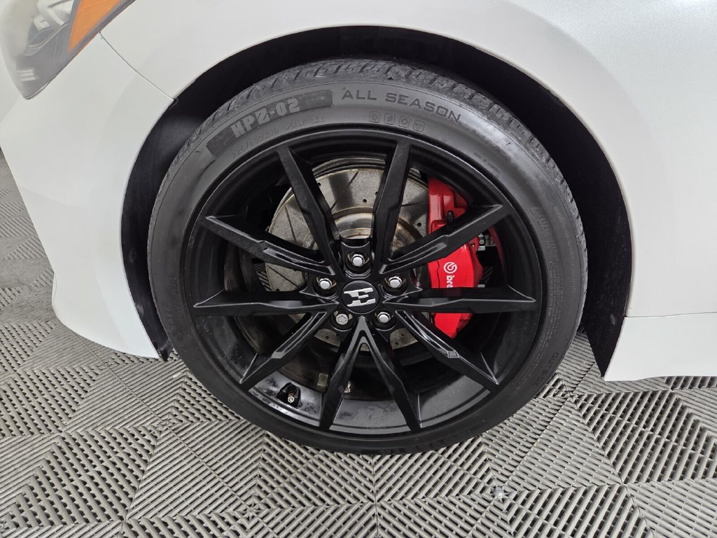 Used 2022 Kia Stinger GT2 w/ Scorpion Package RWD image 10
